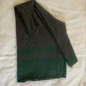 Jones New York ~ Green and Grey Office Sweater
